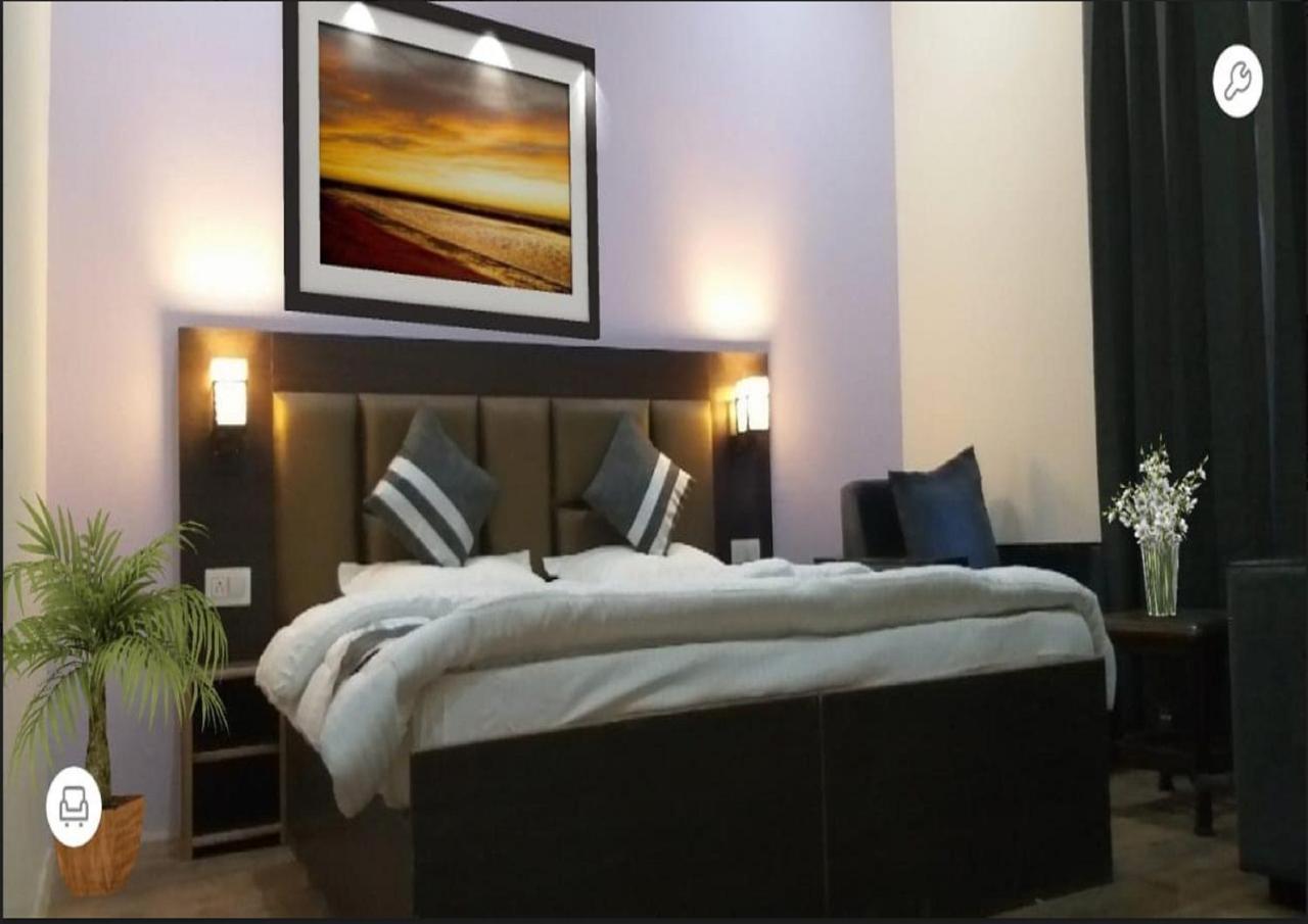 Hotel Kargil Heights Luaran gambar