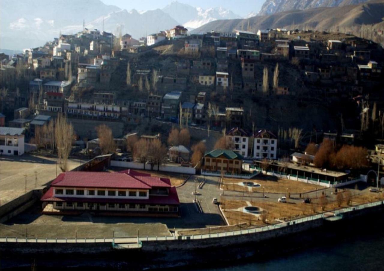 Hotel Kargil Heights Luaran gambar