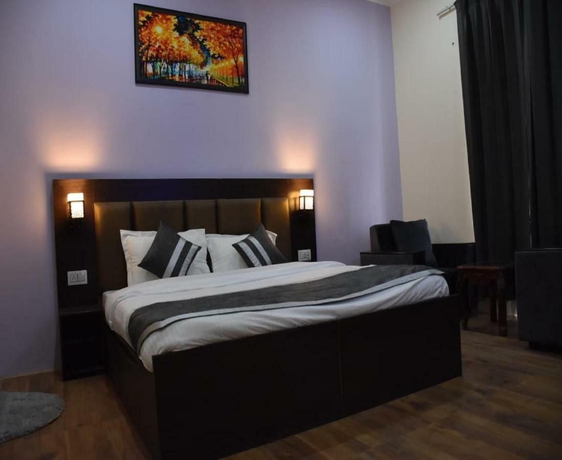 Hotel Kargil Heights Luaran gambar